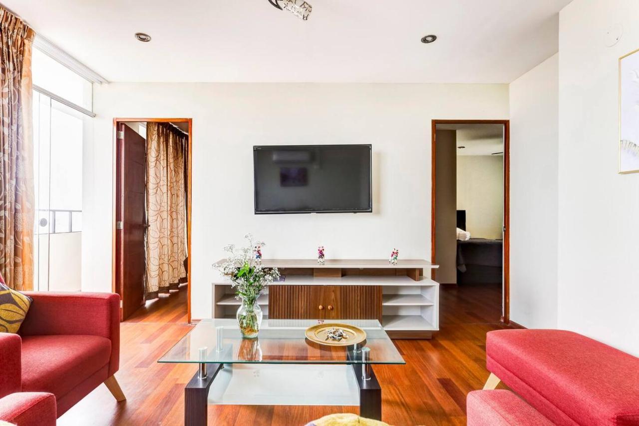 Apartamentos Estela En Alameda Colonial - 5Km Aeropuerto Jorge Chavez リマ エクステリア 写真