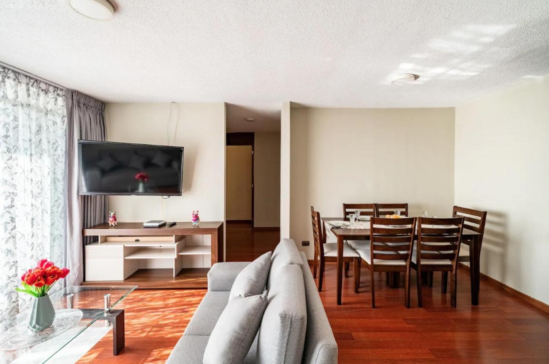 Apartamentos Estela En Alameda Colonial - 5Km Aeropuerto Jorge Chavez リマ エクステリア 写真